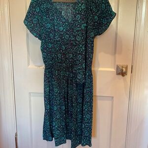 Talbots Floral navy/teal dress with v neck and tie at waist detail, PXL
